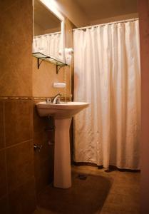 埃尔南达里亚酒店的一间浴室