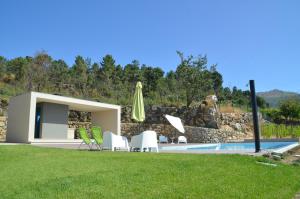 Vald'arêgos - Douro内部或周边的泳池