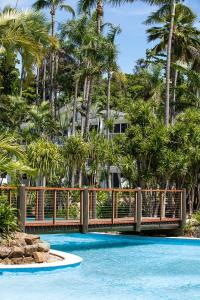 Daydream Island Resort内部或周边的泳池