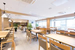 JR Kyushu Station Hotel Kokura餐厅或其他用餐的地方