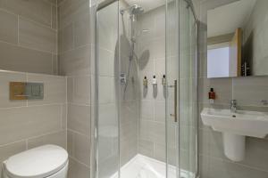 Destiny Scotland - Royal Mile Residence的一间浴室