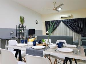 普崇Puchong Setiawalk 8-12 pax 5min LRT Cozy Apartment的相册照片