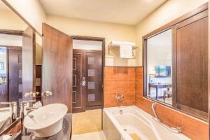 兰卡威卡马尔度假村的一间浴室