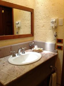 圣地亚哥金塔酒店的一间浴室
