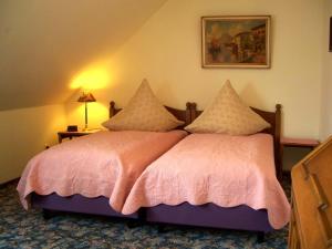 巴尔姆斯特尔霍夫酒店客房内的一张或多张床位