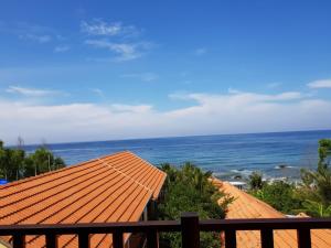 富国自由海滩度假酒店的阳台享有海景。