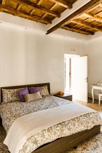 Campo24roma Guesthouse客房内的一张或多张床位