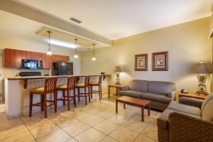 Clarion Inn Ormond Beach at Destination Daytona的厨房或小厨房