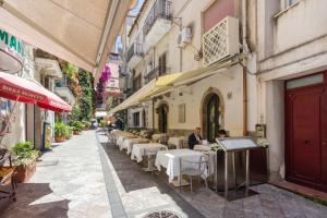 Splendida Casa A Taormina " Casa di Anna "餐厅或其他用餐的地方