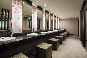 大阪蒙特利勒费雷瑞酒店的一间浴室