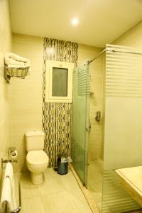 Villa 14 Suites的一间浴室