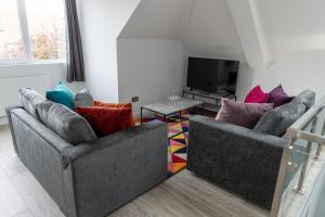 London Northwick Park Serviced Apartments by Riis Property的休息区