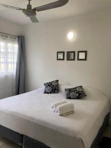 Vacation Rental - Standard Room at Casa Cocoa客房内的一张或多张床位