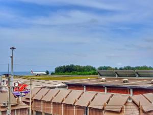 奈扬海滩Louis' Runway View Hotel - SHA Extra Plus的相册照片