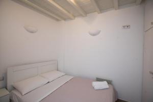 Beautiful Apartment With Amazing View, In Mykonos Old Town客房内的一张或多张床位