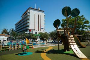 Ibersol Playa Dorada的儿童游玩区