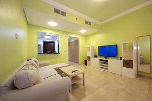 SHH- Studio Apartment Venetian Tower, Sports City平面图