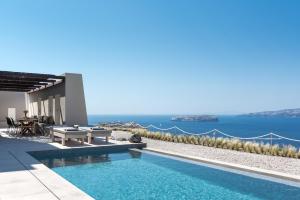 阿克罗蒂里Arota Exclusive Villas的海景游泳池
