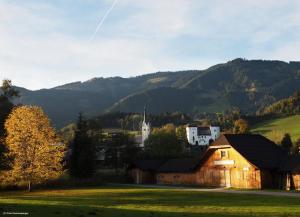 戈尔德格Biobergbauernhof Bergzeit Apartment in Goldegg的相册照片