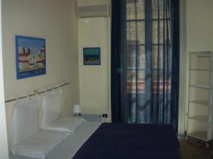 锡拉库扎B&B CARAVAGGIO SIRACUSA basic rooms with bathroom 200 Metres from Ortigia的相册照片