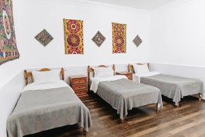 Trip.LE Hostel Samarkand客房内的一张或多张床位