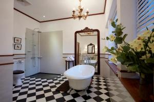 Thotalagala的一间浴室