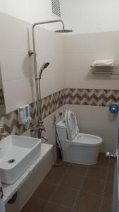 SƠN HÀ Motel的一间浴室