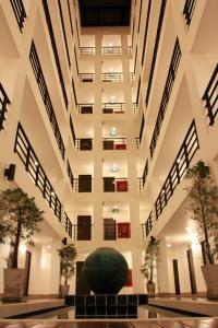 曼谷拉查达雅庭13公寓式酒店 的相册照片