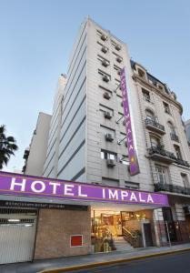 布宜诺斯艾利斯因帕拉酒店的标有读酒店标准标志的酒店