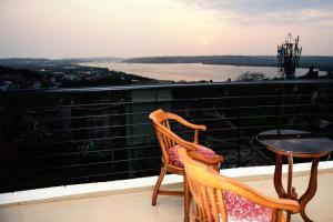 帕纳吉3 BHK Apartment with river view的相册照片