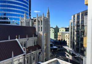 惠灵顿特列全球背包客旅馆的城市大教堂与建筑景观