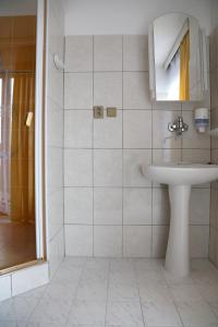 Resort Hotel Zvíkov的一间浴室