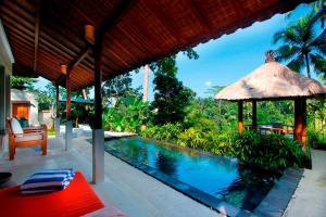 Alam Ubud Culture Villas And Residences内部或周边的泳池