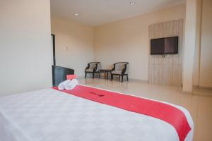 巴淡岛中心RedDoorz Plus near Ferry Terminal Batam Center的相册照片