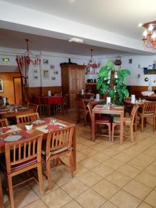 Saint-FulgentHôtel-restaurant Les Colonnades的相册照片