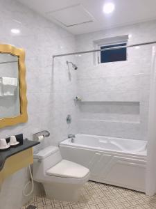 Khách sạn SAO NAM的一间浴室