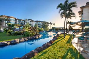 卡帕阿Waipouli Beach Resort Penthouse Exquisite Ocean & Pool View Condo!的相册照片