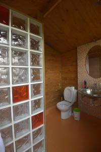 伞娜杜乡村酒店的一间浴室