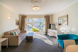 Silver Fern Rotorua Suites & Spa的休息区