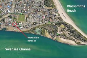 BlacksmithsWaterside Retreat - Blackies Beach - Swansea Channel的斯旺西海峡和黑丝密西斯海滩大致位置地图