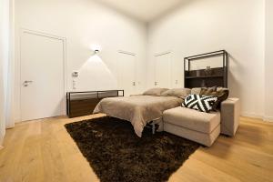 Central Luxury Apartment客房内的一张或多张床位
