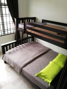 新山Escape to Bukit Indah Legoland Retreat Your 5BR Homestay for 1-16 Guests的相册照片