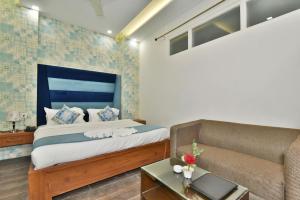 HK Backpackers-Luxury Rooms & Dormitory客房内的一张或多张床位