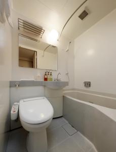 Keio Presso Inn Otemachi的一间浴室