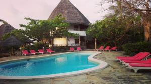Flamingo Villas Resort内部或周边的泳池