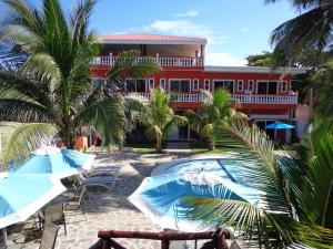 拉利伯塔德萨巴斯海滩度假酒店的相册照片