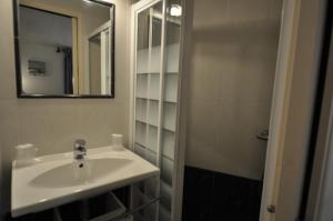 Le Concept Hotel的一间浴室