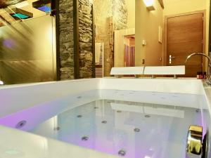 Villa Ottocento的一间浴室