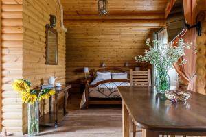 贝拉亚雷卡达科夫斯卡娅旅游度假屋客房内的一张或多张床位