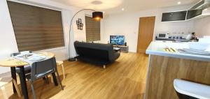 北安普敦Northampton 2 Bedroom Town Centre Apartment close to University, Hospitals, Brackmills的相册照片